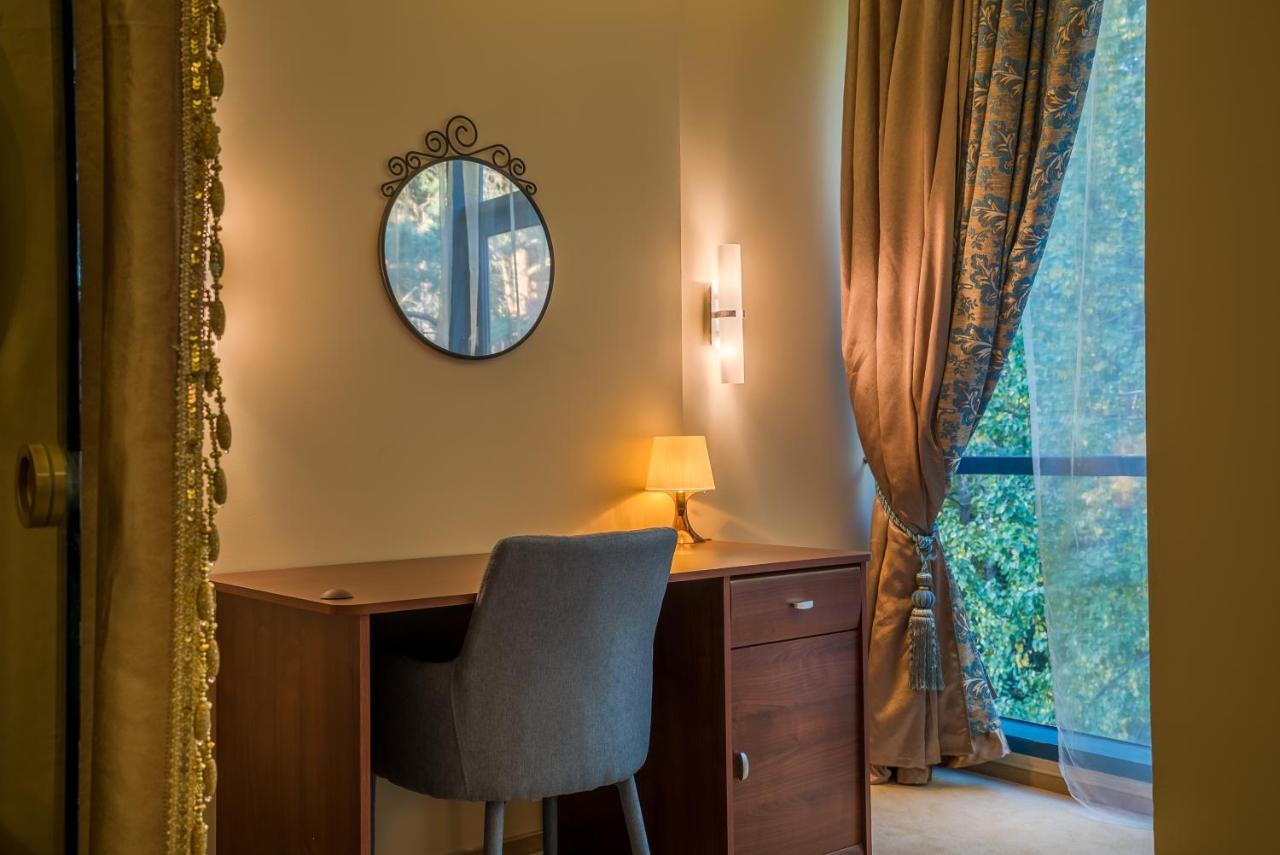 Baltazaras Aparthotel VNO Exteriör bild